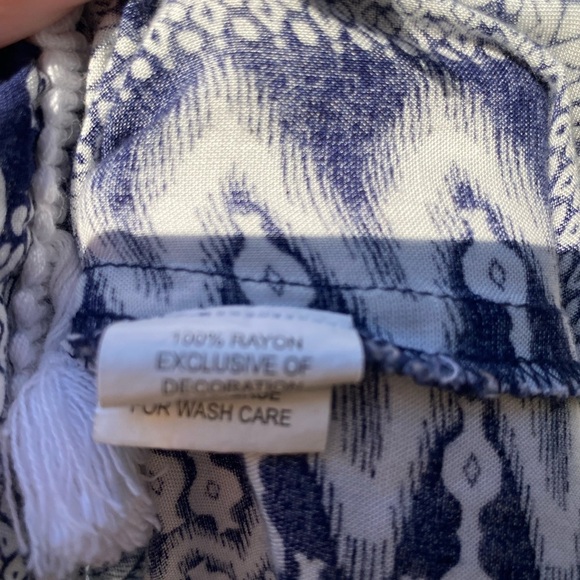 Spiaggia Dolce Navy and White Patterned Tunic with Tassels - Picture 5 of 9